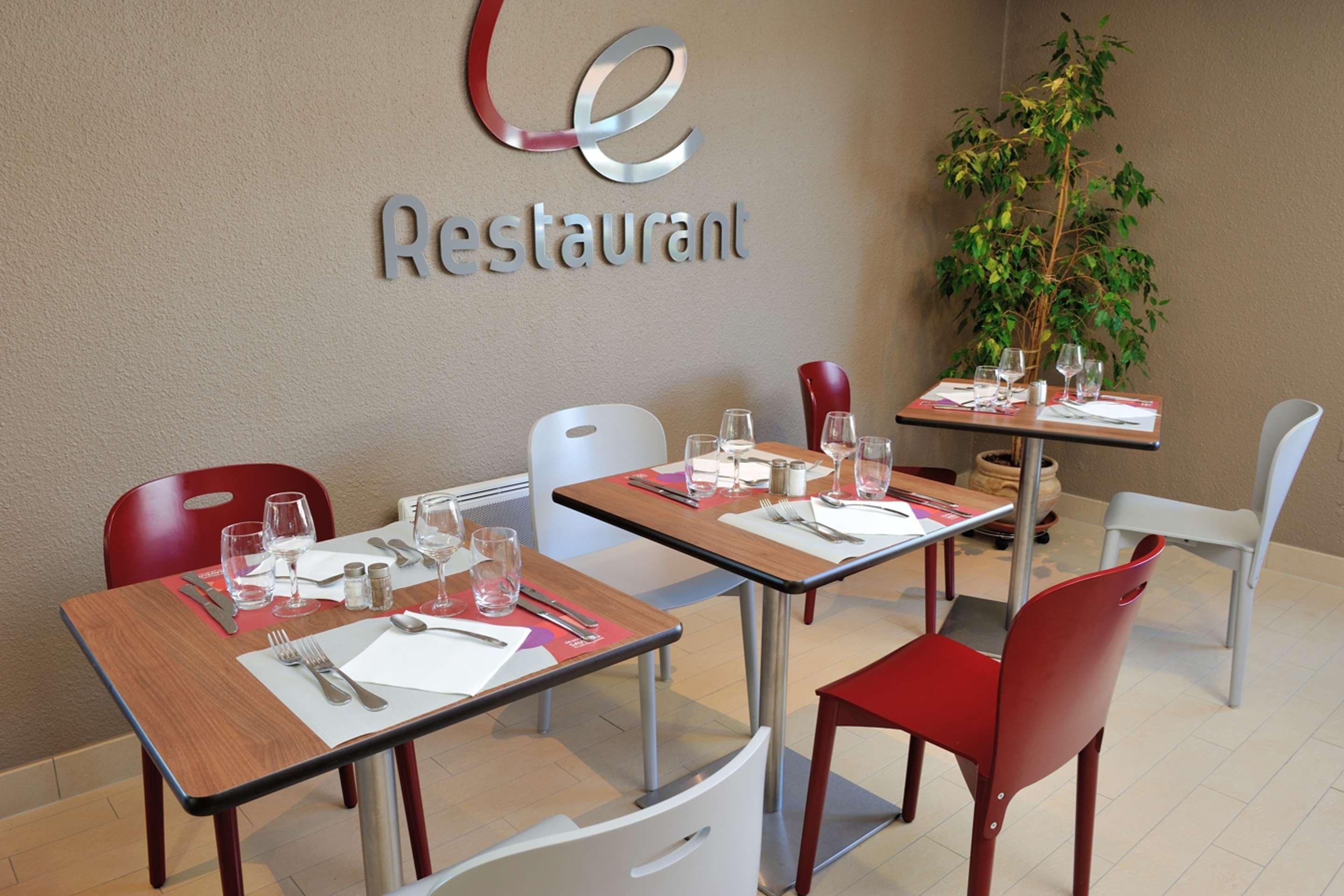 Kyriad Villeneuve Saint Georges - Hotel Renove Kültér fotó