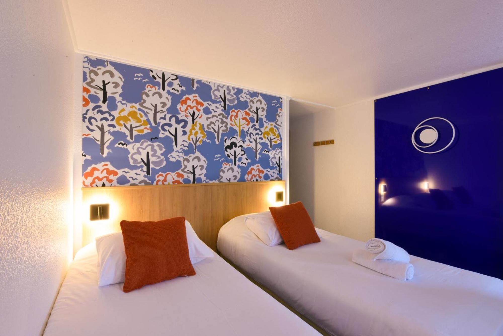 Kyriad Villeneuve Saint Georges - Hotel Renove Kültér fotó