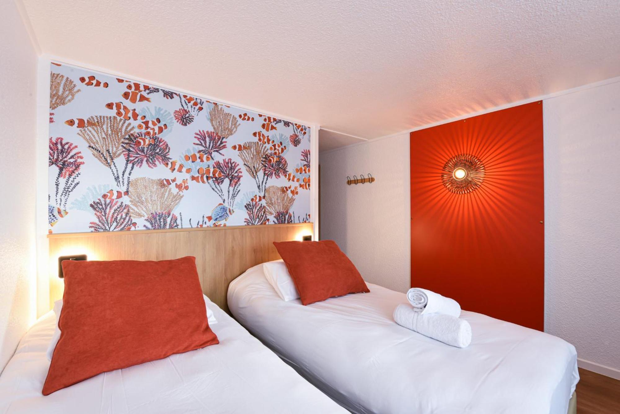 Kyriad Villeneuve Saint Georges - Hotel Renove Kültér fotó