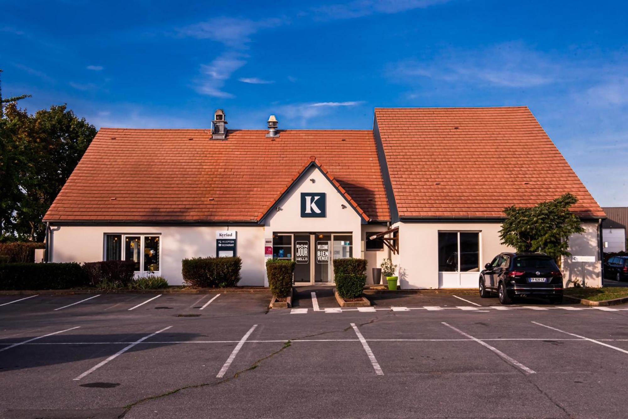 Kyriad Villeneuve Saint Georges - Hotel Renove Kültér fotó